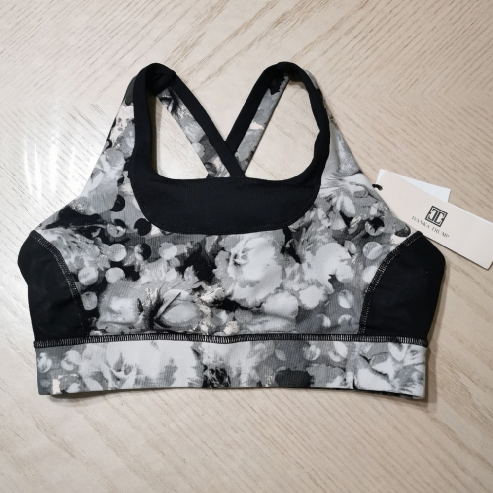 NWT! Ivanka Trump Active Bra